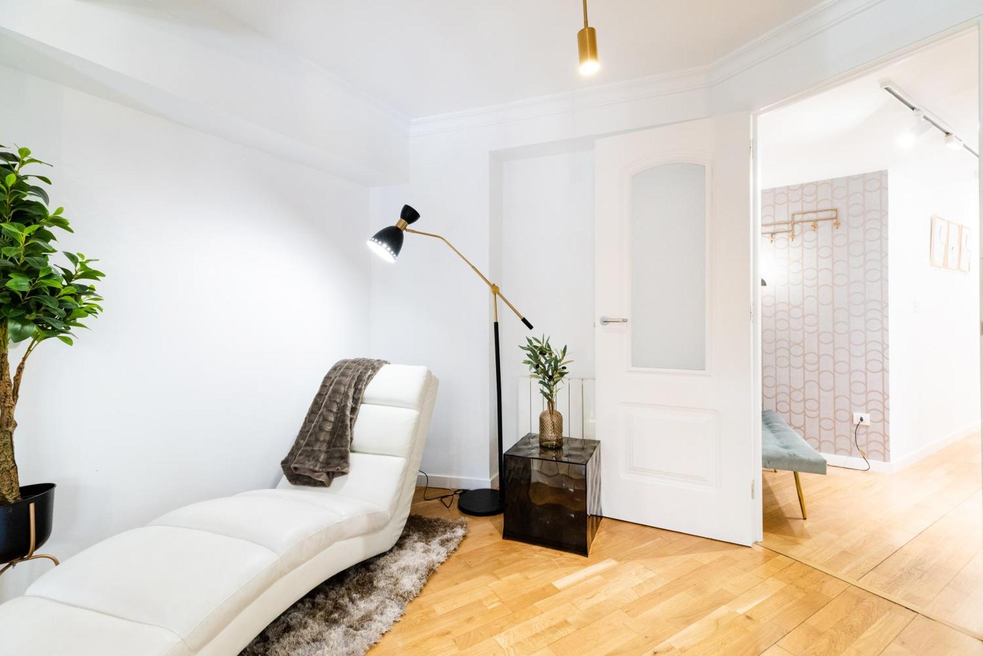 Moderno Apartamento En Granada Centro المظهر الخارجي الصورة