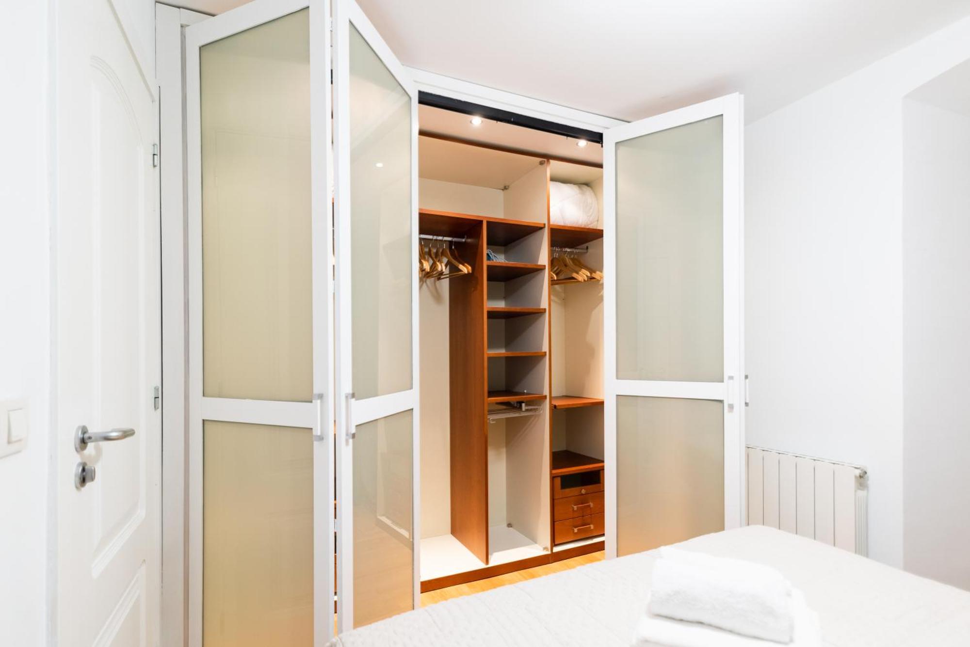 Moderno Apartamento En Granada Centro المظهر الخارجي الصورة