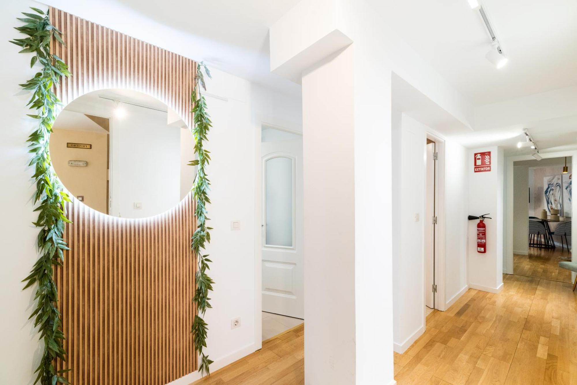 Moderno Apartamento En Granada Centro المظهر الخارجي الصورة