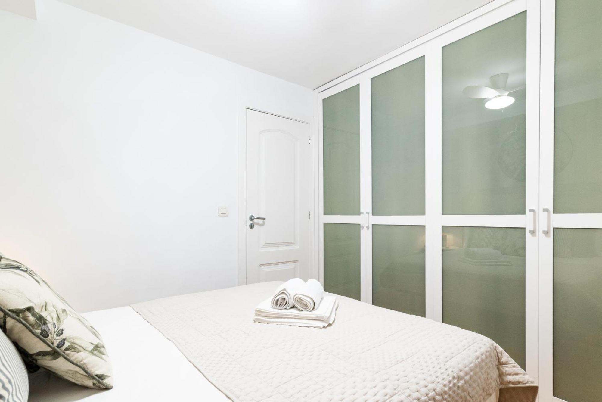 Moderno Apartamento En Granada Centro المظهر الخارجي الصورة